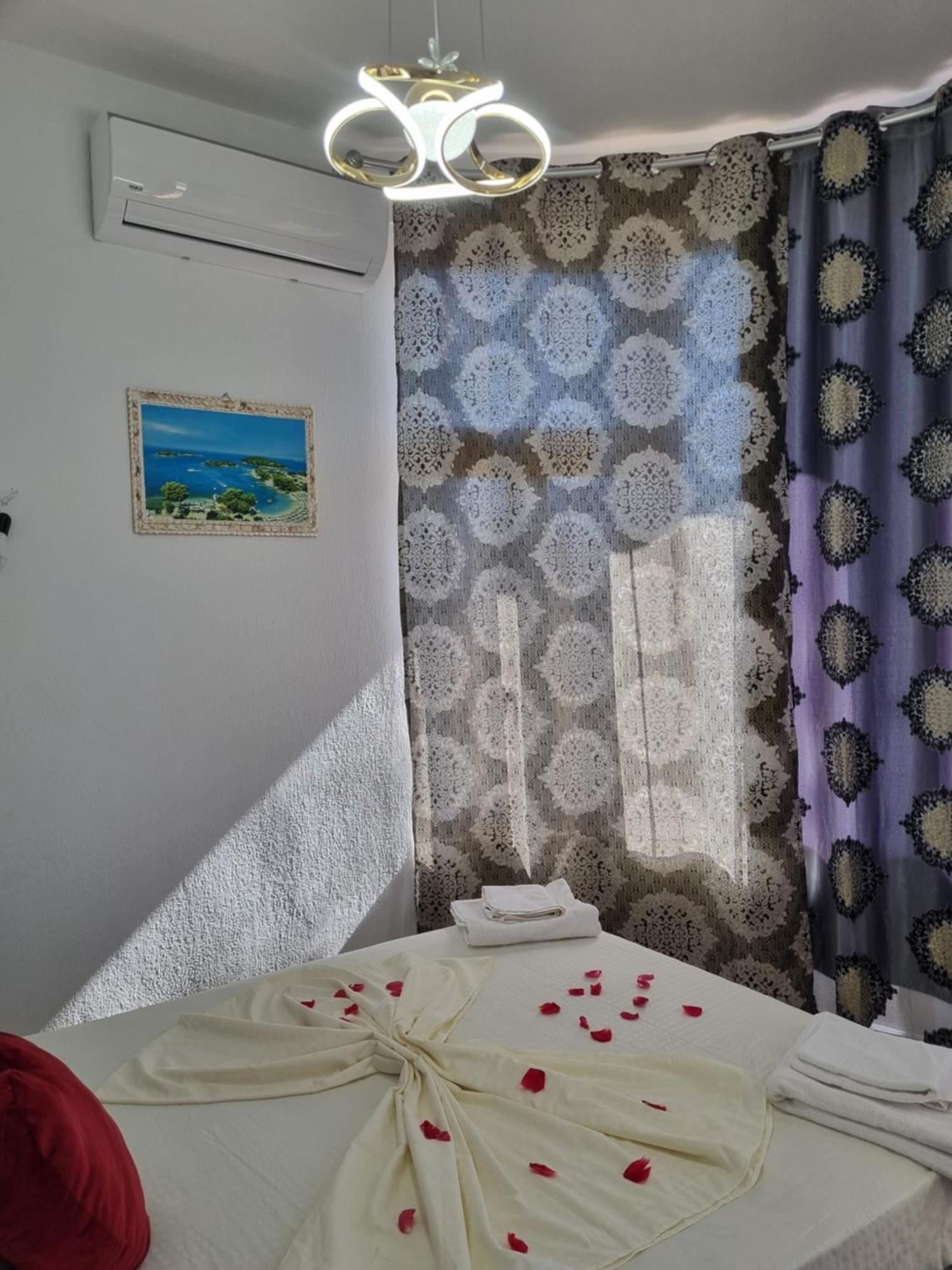 Apartment Besnik Brahimi Ksamil Kültér fotó
